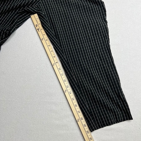 Elle Women's Large Black & White Plaid Crop Capri Pants - Picture 6 of 8